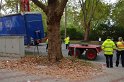 LKW verliert Auflieger Koeln Boltensternstr Pasteurstr P1969